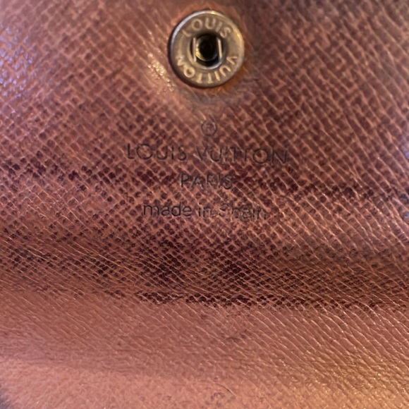 Vintage Louis Vuitton Monogram Sarah Wallet - Picture 2 of 5
